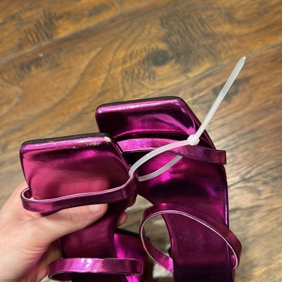 Jeffrey Campbell Fuchsia Metallic Leather Tendresse Slide Sandal - Size 7.5 - Picture 13 of 13